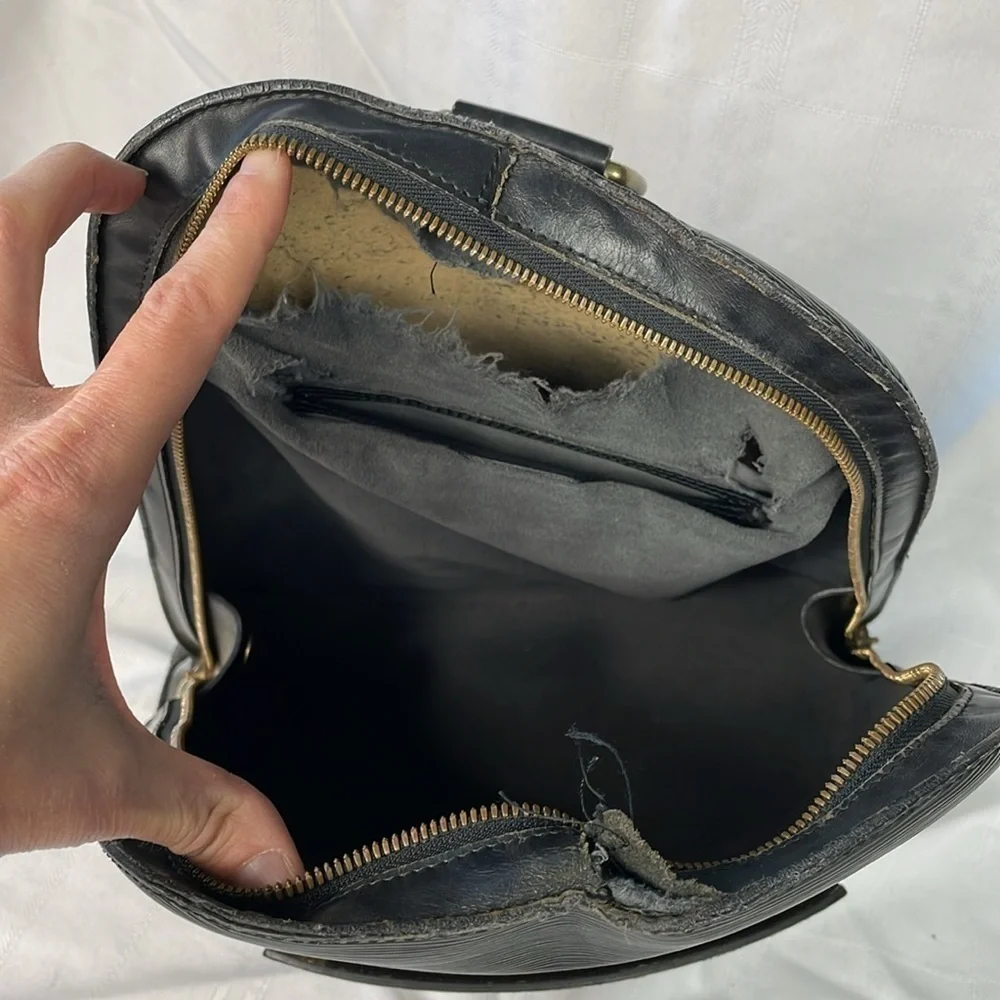 Louis Vuitton Epi Leather Large Gobelins Backpack Black Noir Travel School